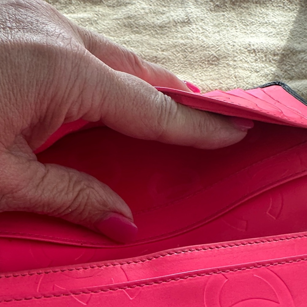 CHANEL Cambon Black Quilted Leather Cover - Picture 10 of 16